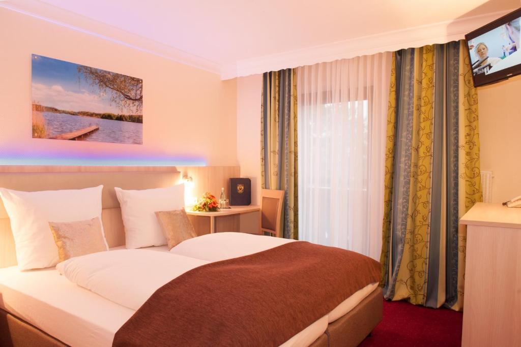 Hotel Seeblick & Bad Endorf
